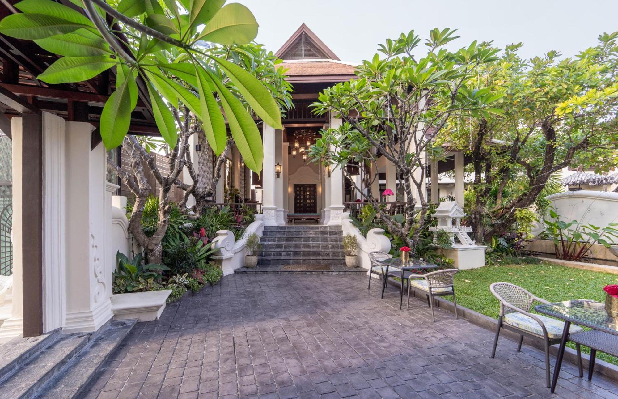 Puripunn Hideaway Hotell Chiang Mai Exteriör bild