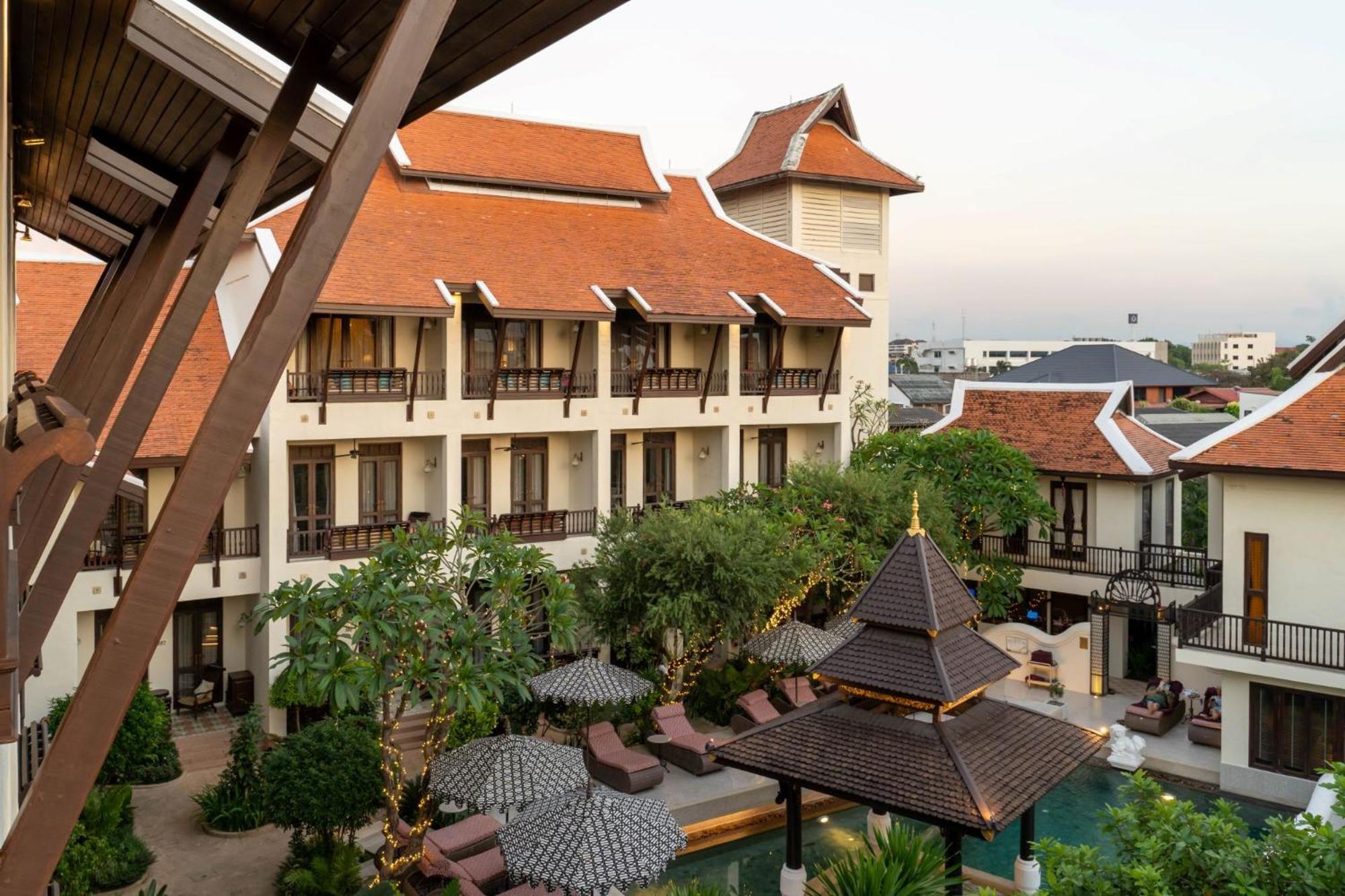 Puripunn Hideaway Hotell Chiang Mai Exteriör bild